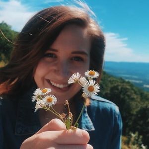 Meet your Posher, Cj